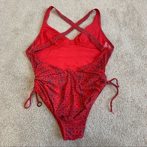 LOLE red floral Geometric print one piece swimsuit Sz S - Picture 2 of 9